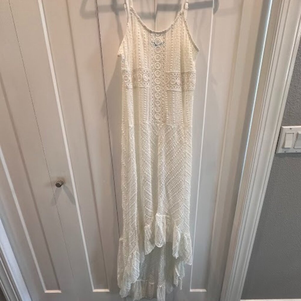 White hi/lo beach cover up
